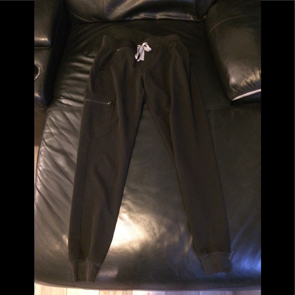 Figs Xs jogger pants